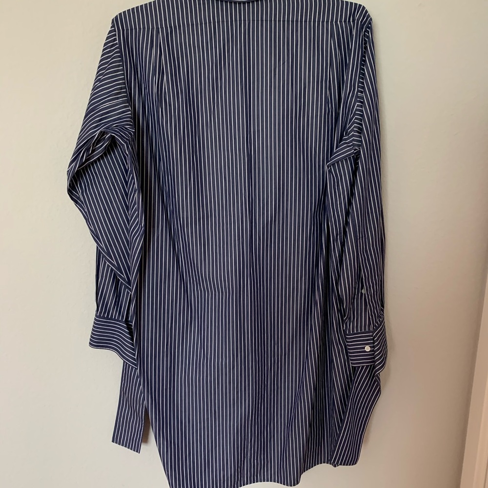 Shirt - Picture 3 of 4